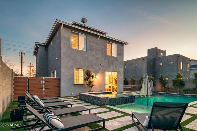 4016 E OAK Street, Phoenix, AZ 85008