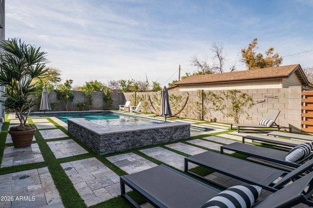 4016 E OAK Street, Phoenix, AZ 85008