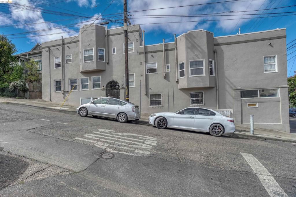 2246 23Rd Ave, Oakland, CA 94606