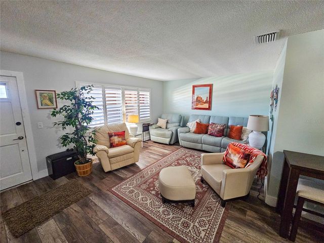 3010 59th 59TH STREET S 307, Gulfport, FL 33707