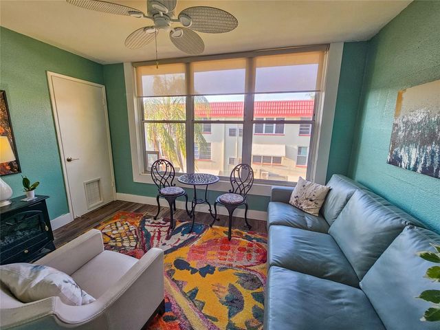 3010 59th 59TH STREET S 307, Gulfport, FL 33707