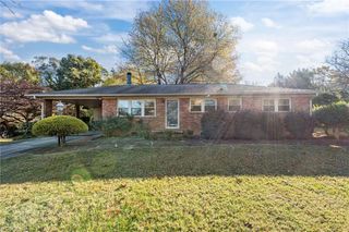 308 Edwards Place, Jamestown, NC 27282