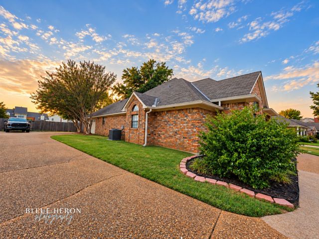 173 Southwood Drive, Bossier City, LA 71111