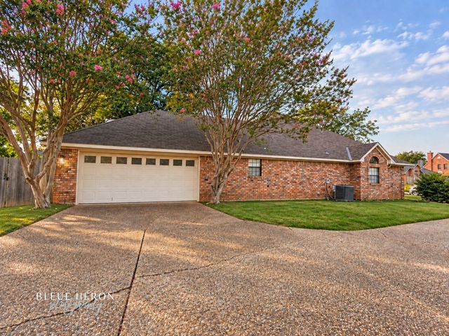 173 Southwood Drive, Bossier City, LA 71111
