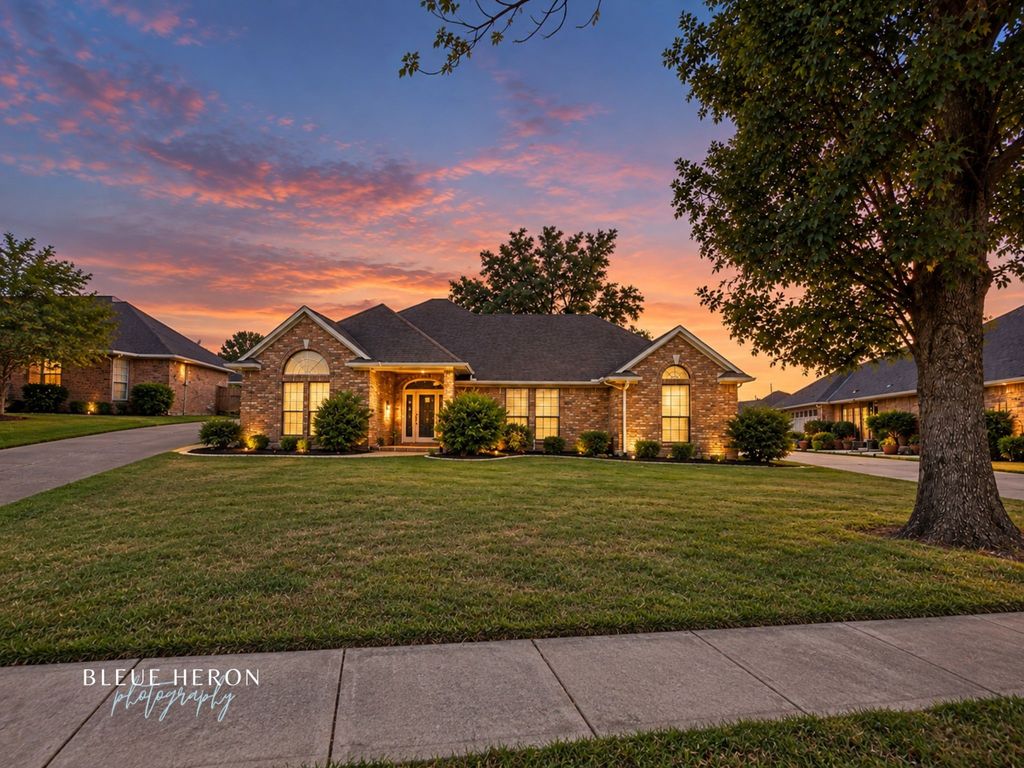 173 Southwood Drive, Bossier City, LA 71111
