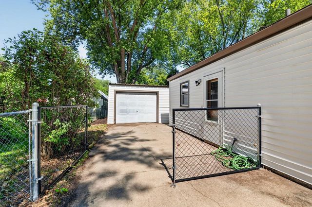 110 S PLATTEN STREET, Green Bay, WI 54303
