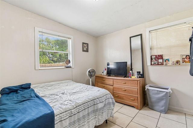 5020 S 86TH STREET, Tampa, FL 33619