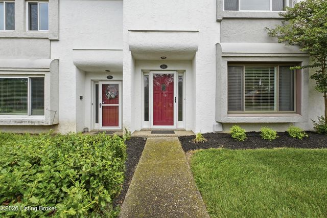 232 Moser Rd, Louisville, KY 40223