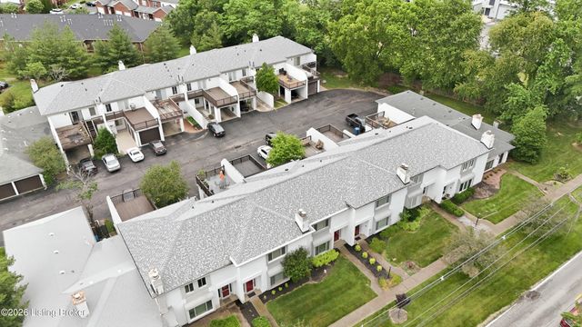 232 Moser Rd, Louisville, KY 40223