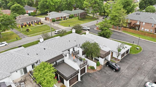 232 Moser Rd, Louisville, KY 40223