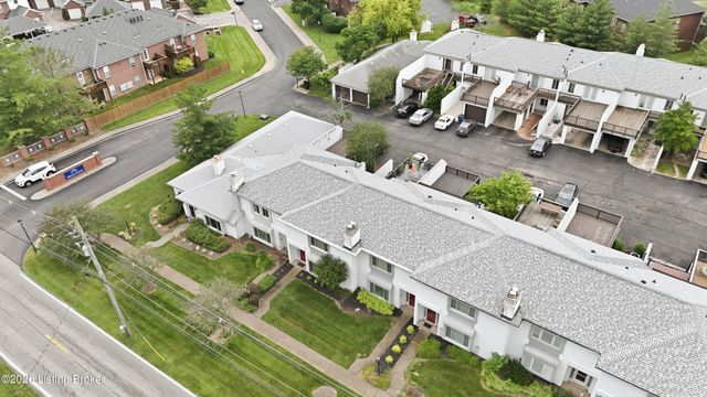 232 Moser Rd, Louisville, KY 40223