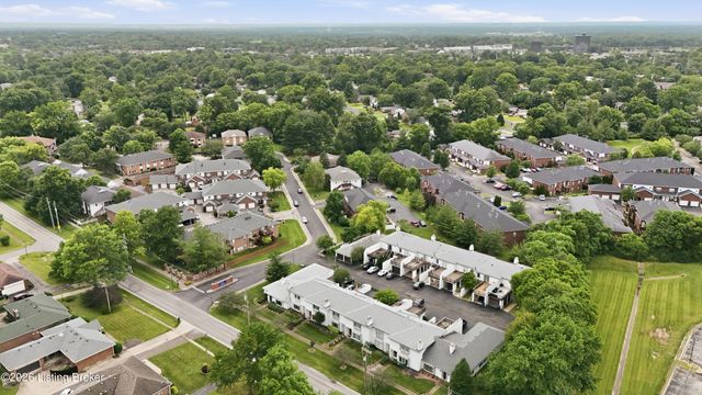 232 Moser Rd, Louisville, KY 40223