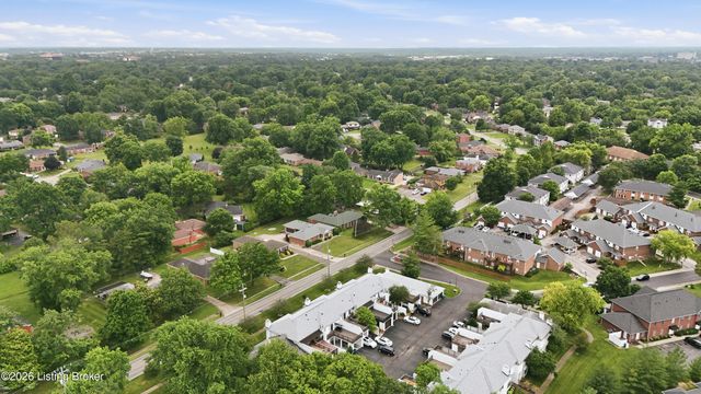 232 Moser Rd, Louisville, KY 40223
