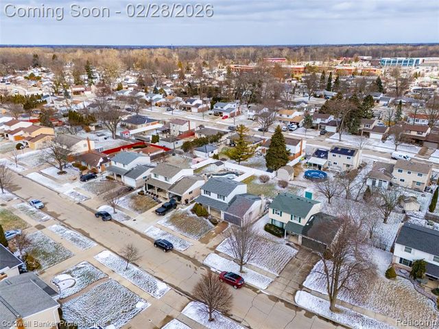 40162 Spitz Drive, Sterling Heights, MI 48313