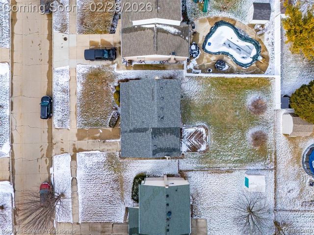 40162 Spitz Drive, Sterling Heights, MI 48313