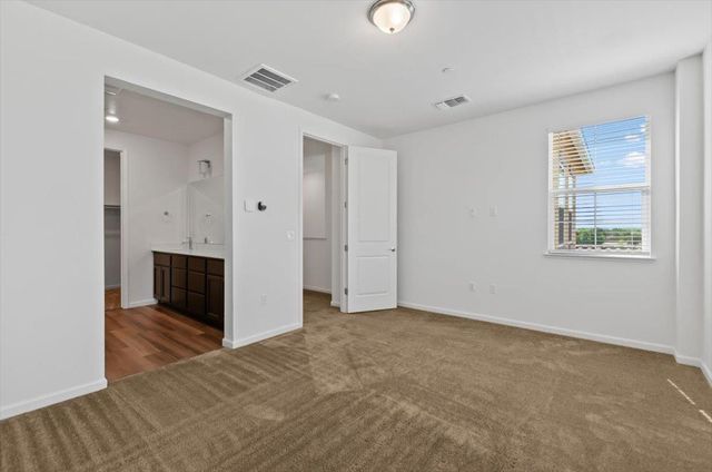 2954 Toulouse Walk, Sacramento, CA 95834