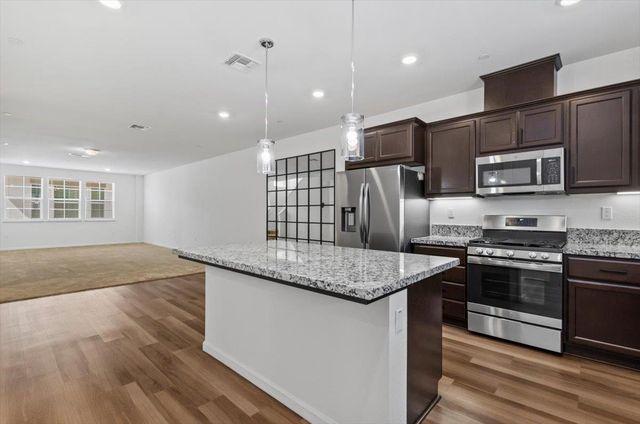 2954 Toulouse Walk, Sacramento, CA 95834