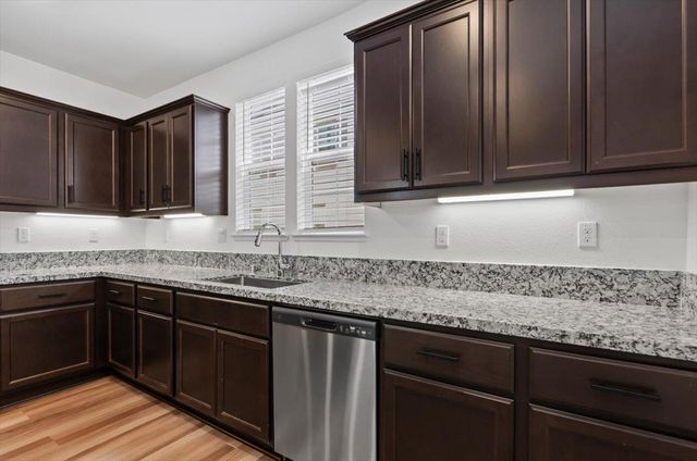 2954 Toulouse Walk, Sacramento, CA 95834