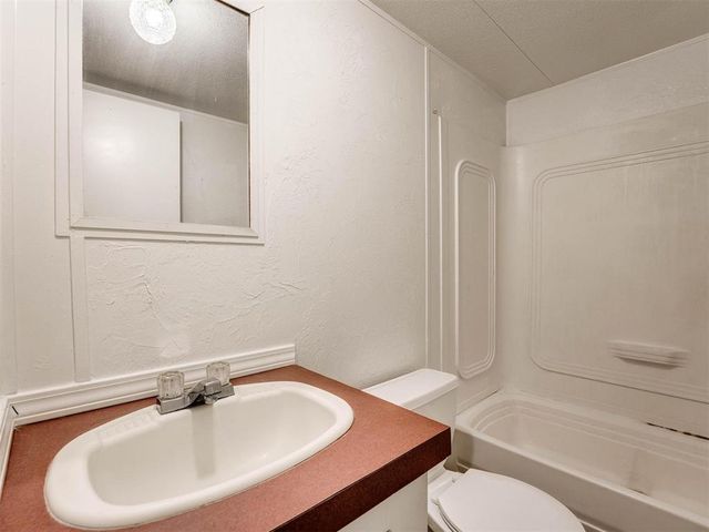 7351 142nd Street, Noble, OK 73068