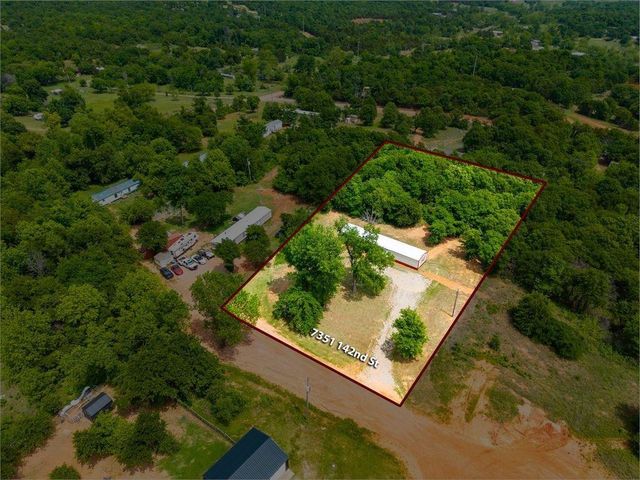 7351 142nd Street, Noble, OK 73068