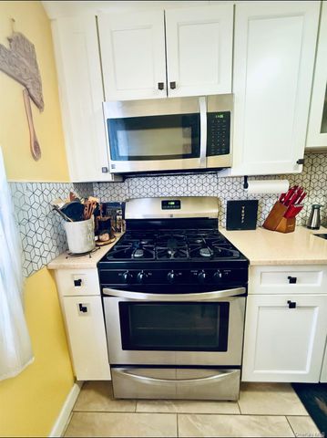 8740 Francis Lewis Boulevard A25, Queens Village, NY 11427