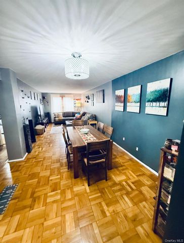 8740 Francis Lewis Boulevard A25, Queens Village, NY 11427