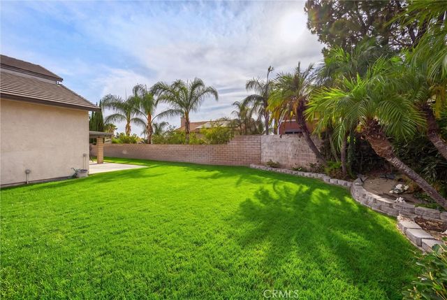 5730 N Yosemite, San Bernardino, CA 92407