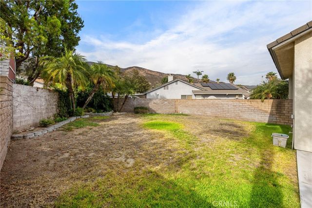 5730 N Yosemite, San Bernardino, CA 92407