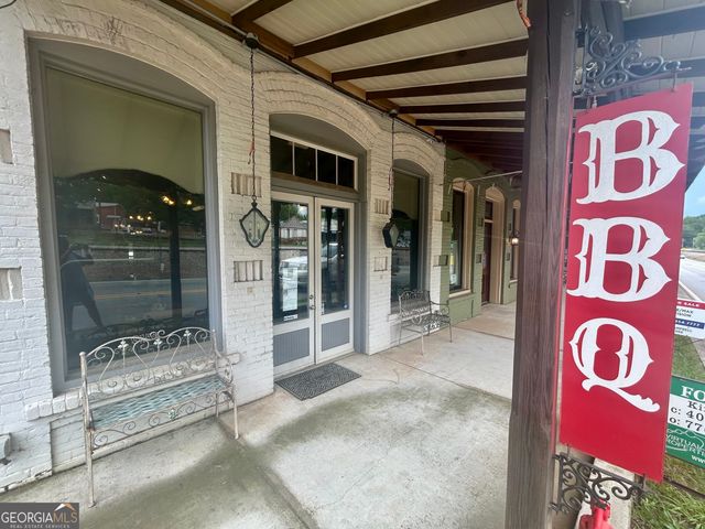 9155 Gillsville Road, Maysville, GA 30558