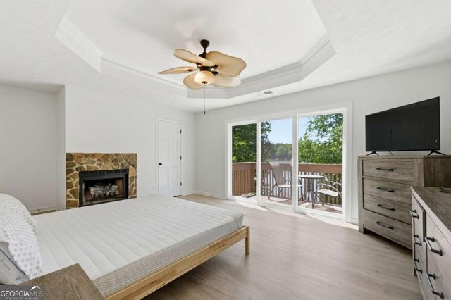 8712 Lake Drive, Snellville, GA 30039