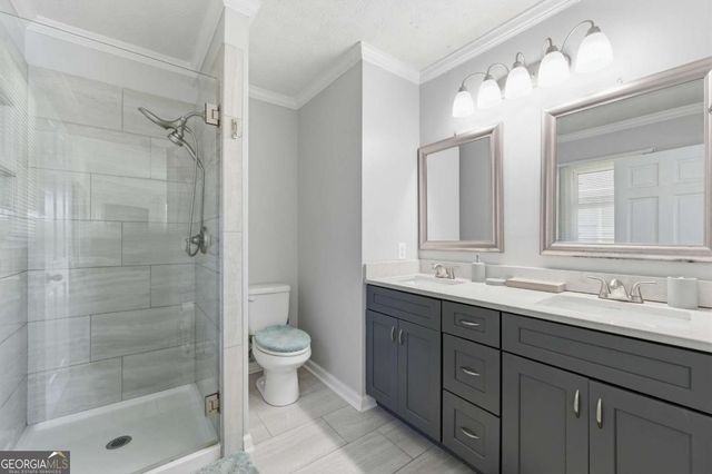 8712 Lake Drive, Snellville, GA 30039