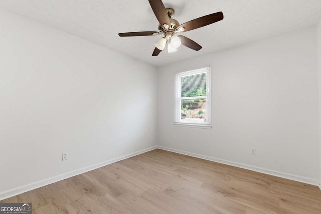 8712 Lake Drive, Snellville, GA 30039