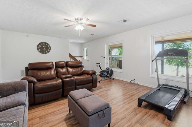 8712 Lake Drive, Snellville, GA 30039