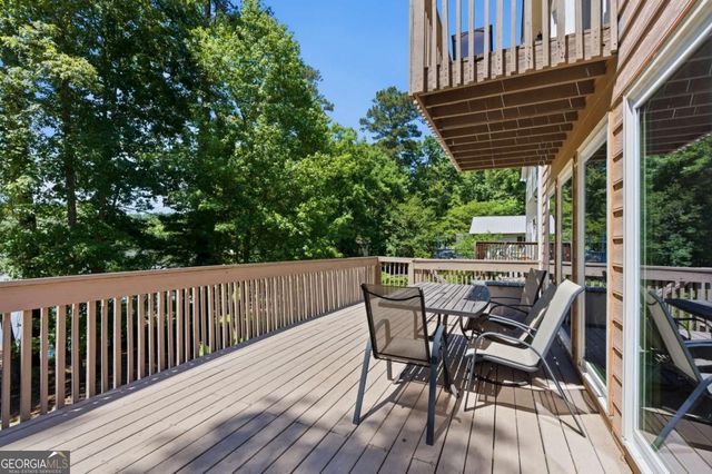 8712 Lake Drive, Snellville, GA 30039