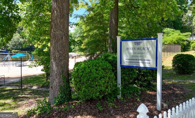 8712 Lake Drive, Snellville, GA 30039