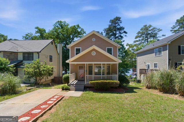 8712 Lake Drive, Snellville, GA 30039