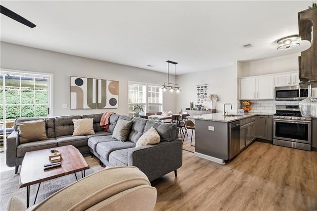 2245 Gateview Court, Cumming, GA 30040