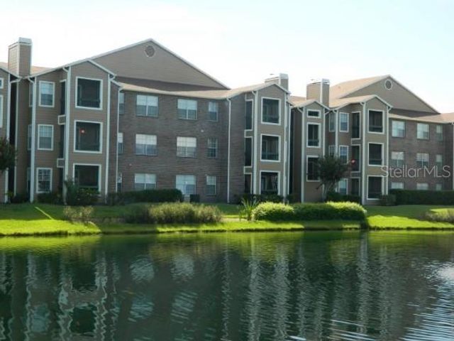 4225 THORNBRIAR LANE O111, Orlando, FL 32822