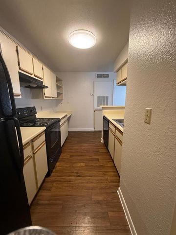 4225 THORNBRIAR LANE O111, Orlando, FL 32822