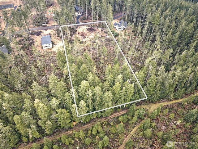 701 W Clear Lake Drive, Shelton, WA 98584