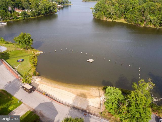 1533 MAYFIELD RD, Edgewater, MD 21037