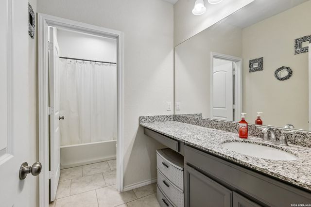 10727 Lone Ranger, San Antonio, TX 78254