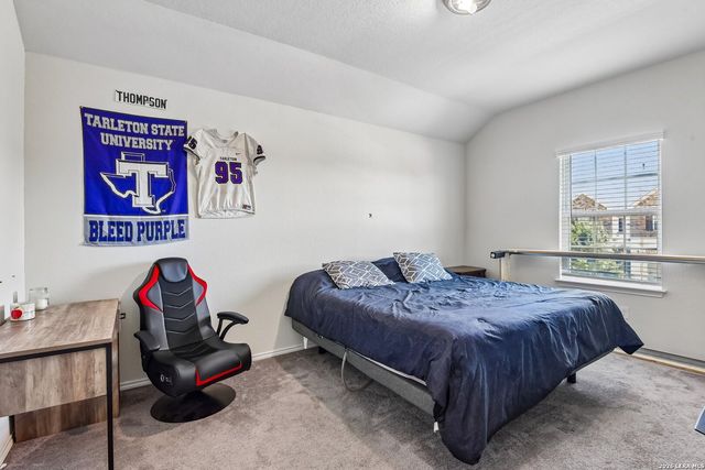 10727 Lone Ranger, San Antonio, TX 78254