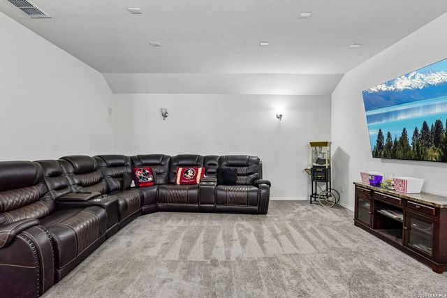 10727 Lone Ranger, San Antonio, TX 78254
