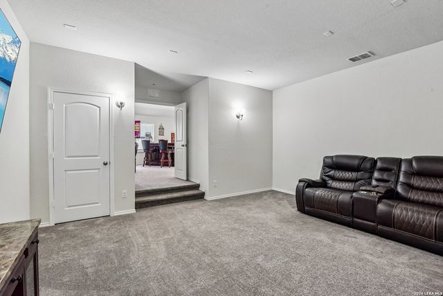 10727 Lone Ranger, San Antonio, TX 78254
