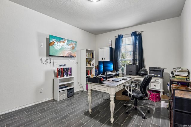 10727 Lone Ranger, San Antonio, TX 78254