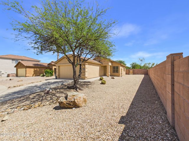 8544 E Desert Retreat Court, Tucson, AZ 85730