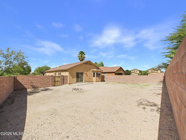 8544 E Desert Retreat Court, Tucson, AZ 85730