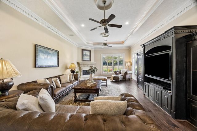 9426 Deer Path Lane, Magnolia, TX 77354
