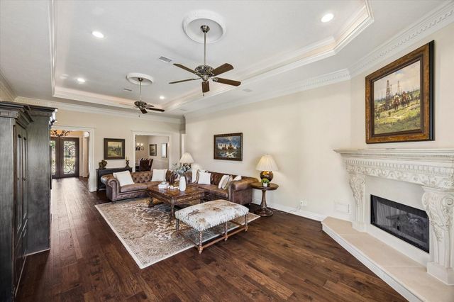 9426 Deer Path Lane, Magnolia, TX 77354
